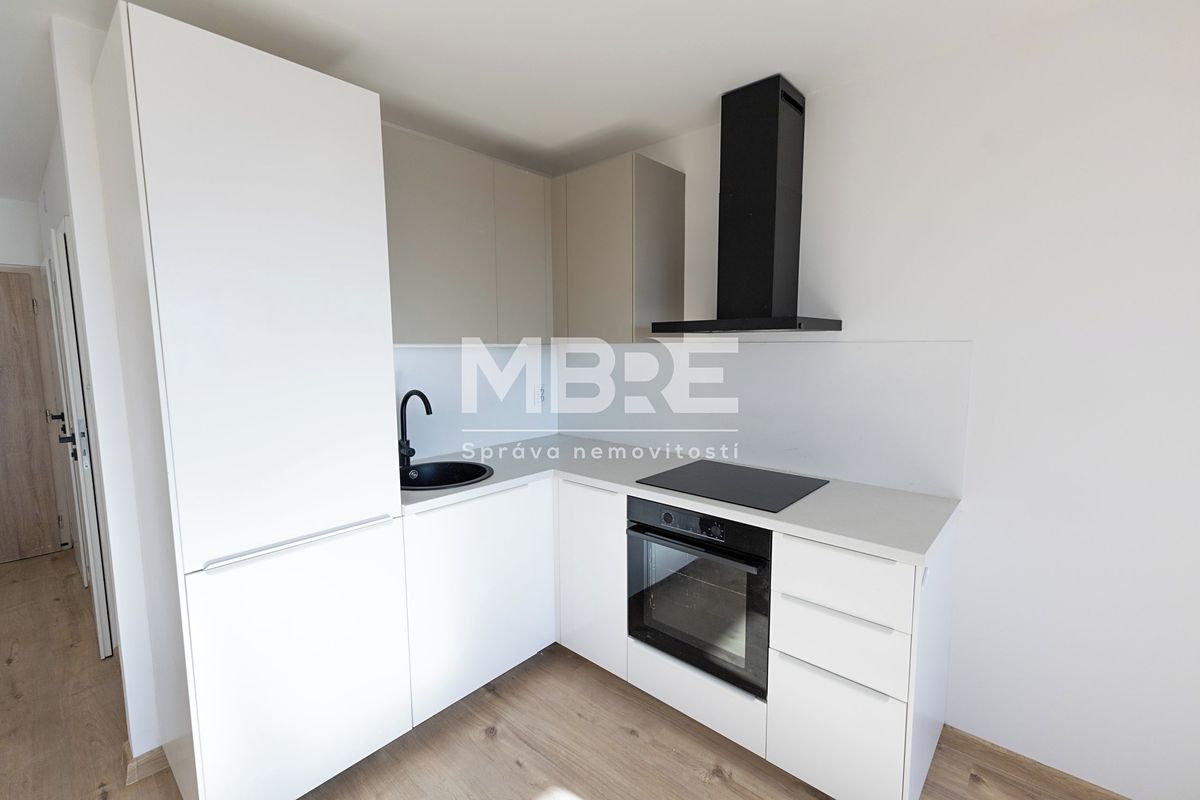 Pronájem bytu 1+kk 30 m²