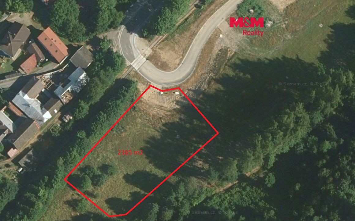Prodej stavebního pozemku 2385 m²