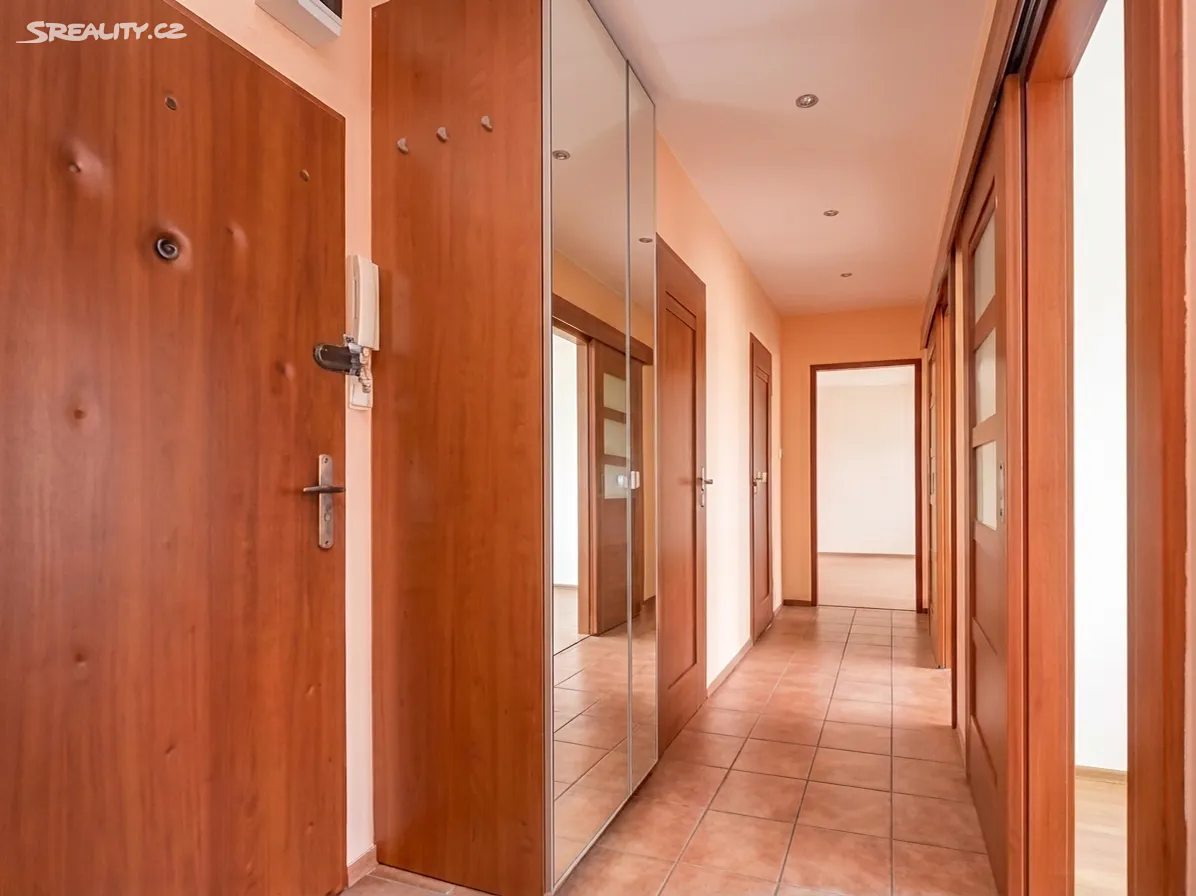 Prodej bytu 4+kk 84 m², Praha