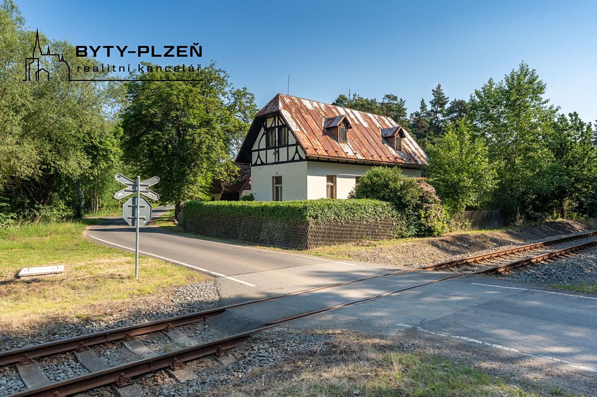Prodej rodinného domu 120 m², pozemek 1280 m² – fotografie 4