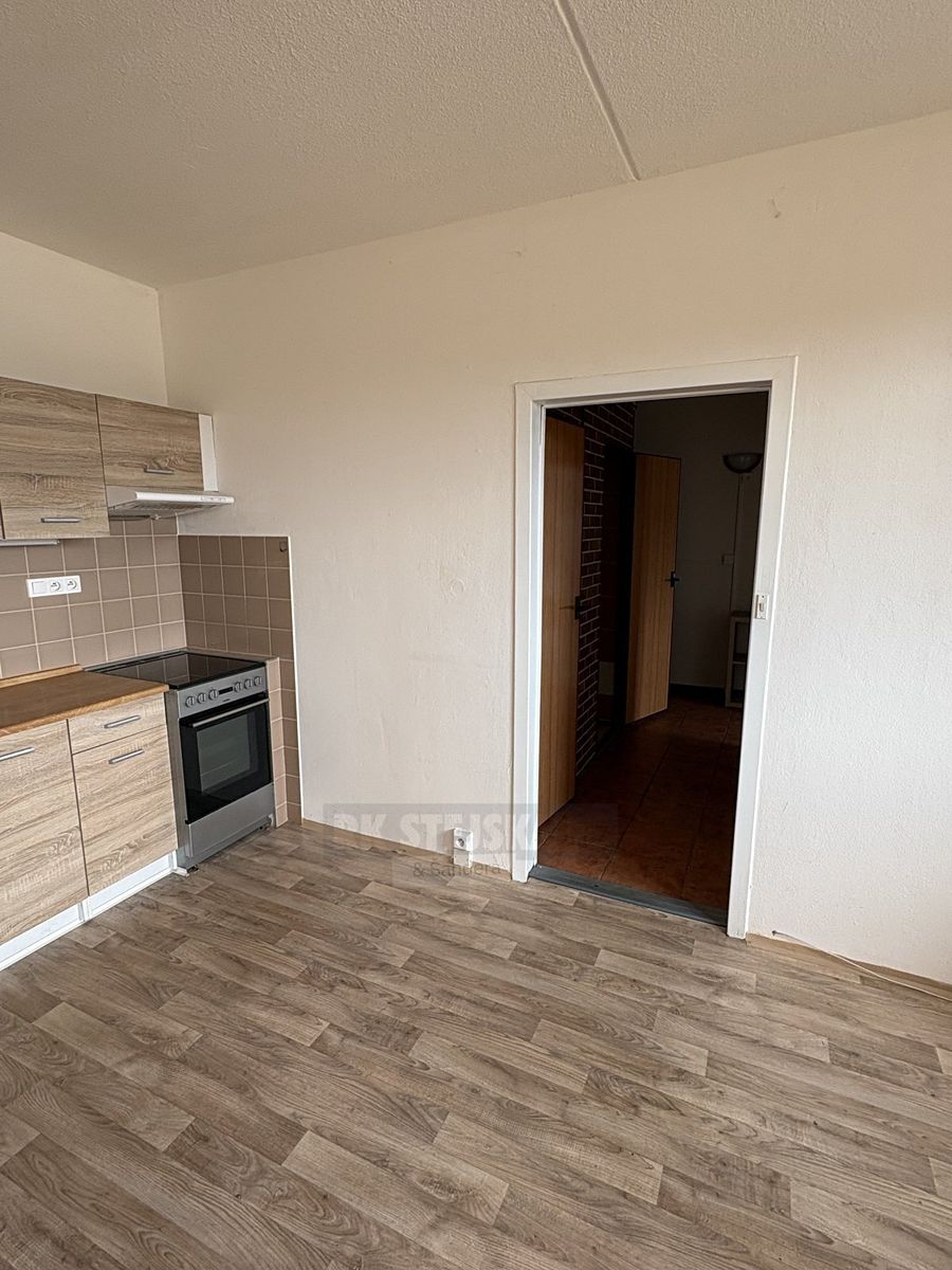 Pronájem bytu 2+kk 48 m² – fotografie 2