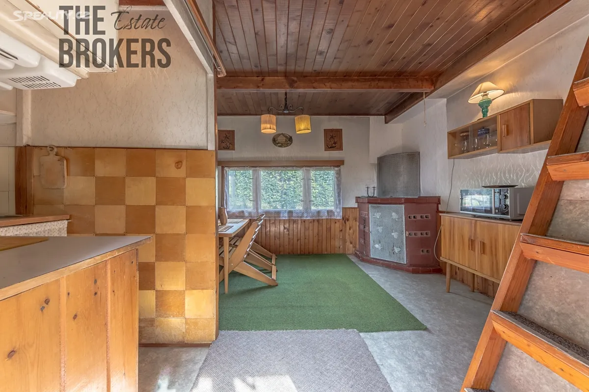 Prodej chaty 40 m², pozemek 800 m² – další