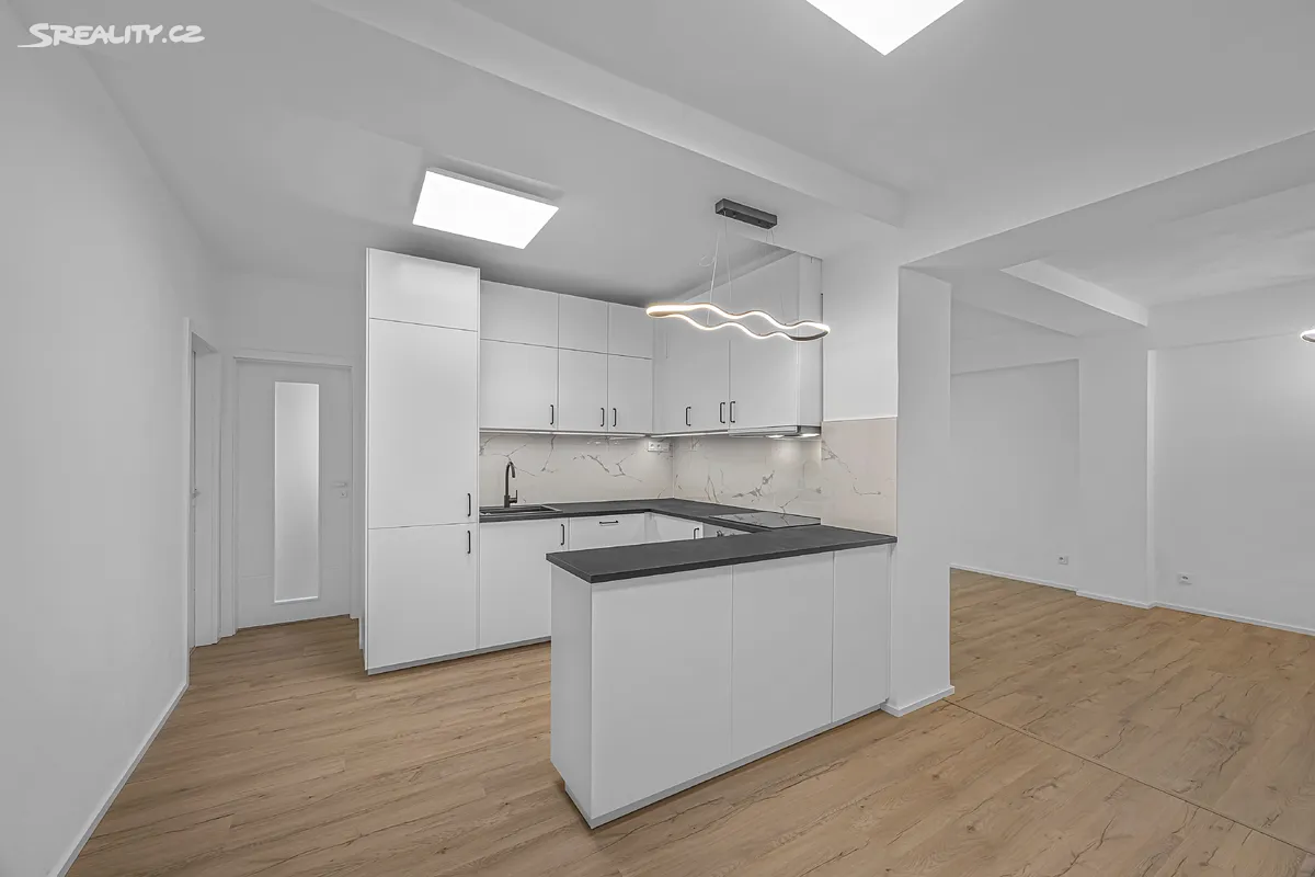 Prodej bytu 4+1 108 m² - Widok 3