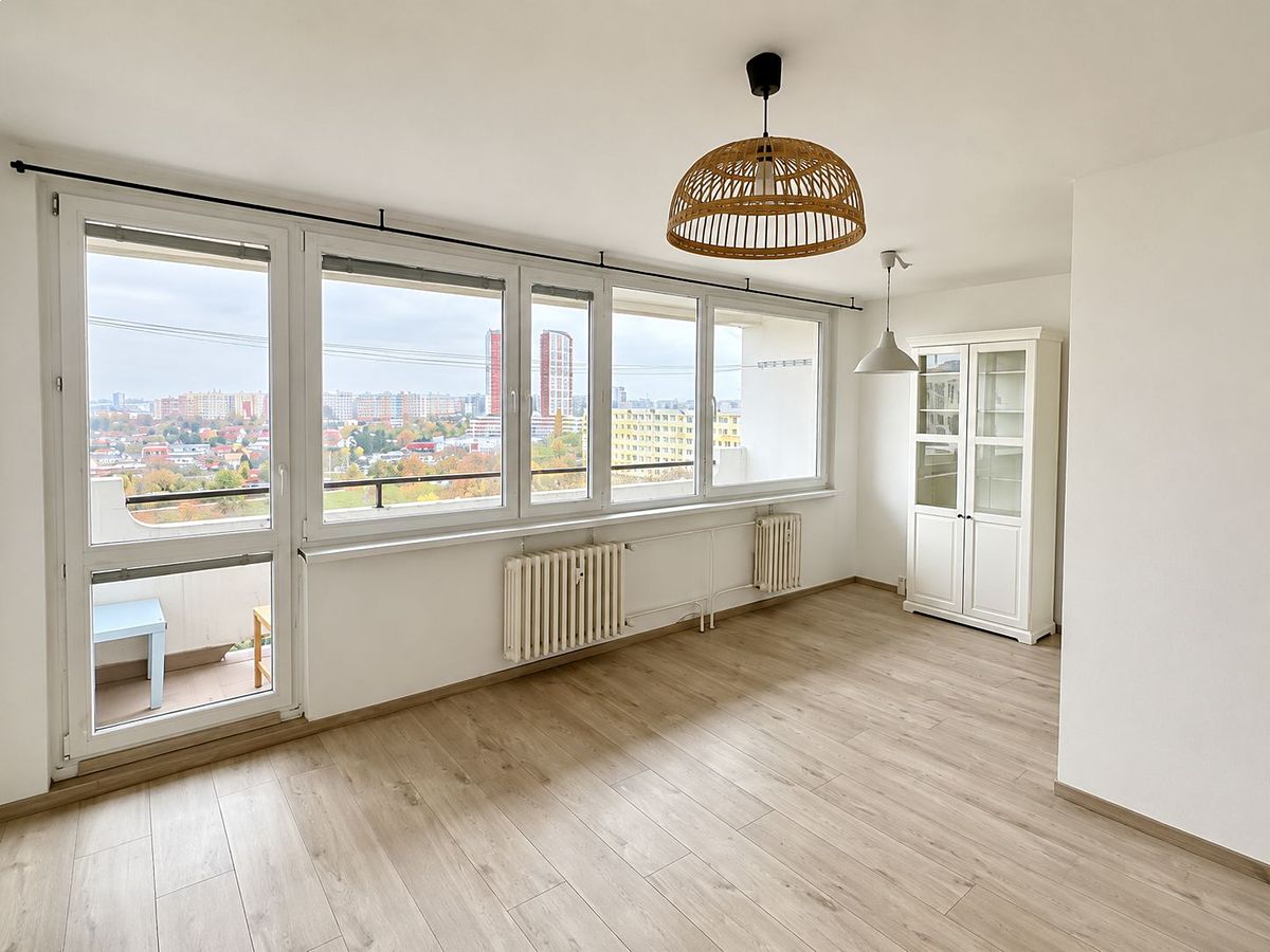 Pronájem bytu 3+kk 85 m²