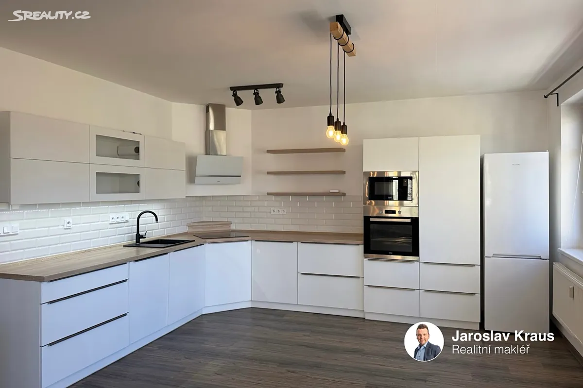 Pronájem bytu 2+kk 71 m², Jičín