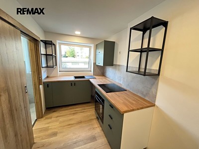 Pronájem bytu 1+kk 34 m²