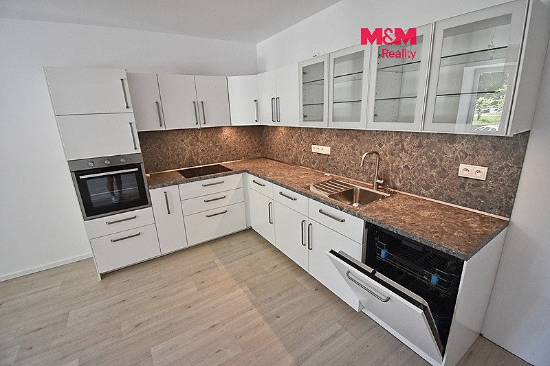 Pronájem bytu 3+1 97 m²