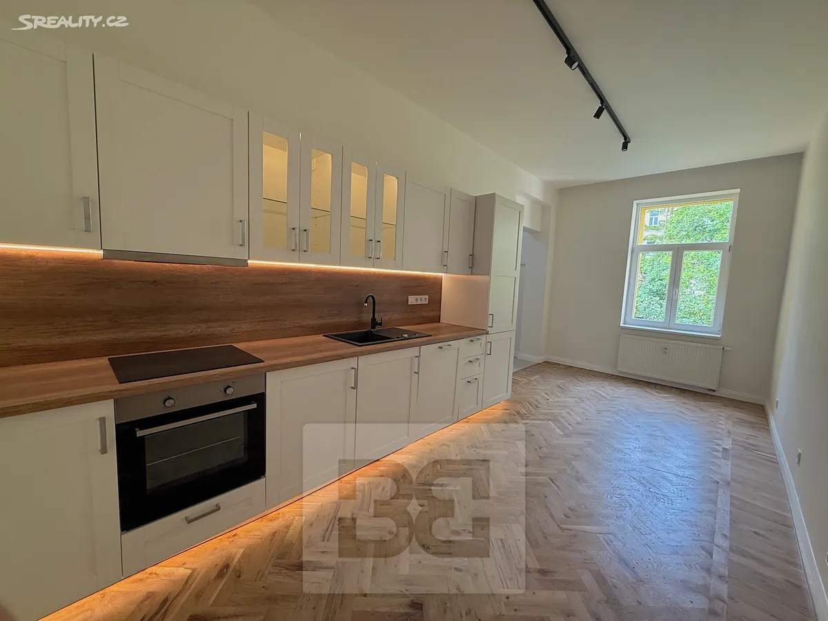 Pronájem bytu 2+kk 44 m² – pohled 4