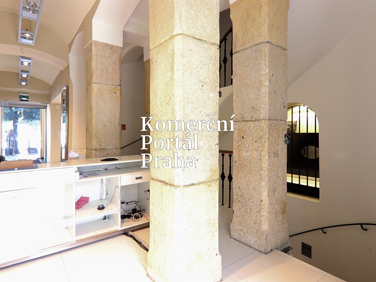 Комерційне приміщення в оренду, 367 м² (18 з 31)