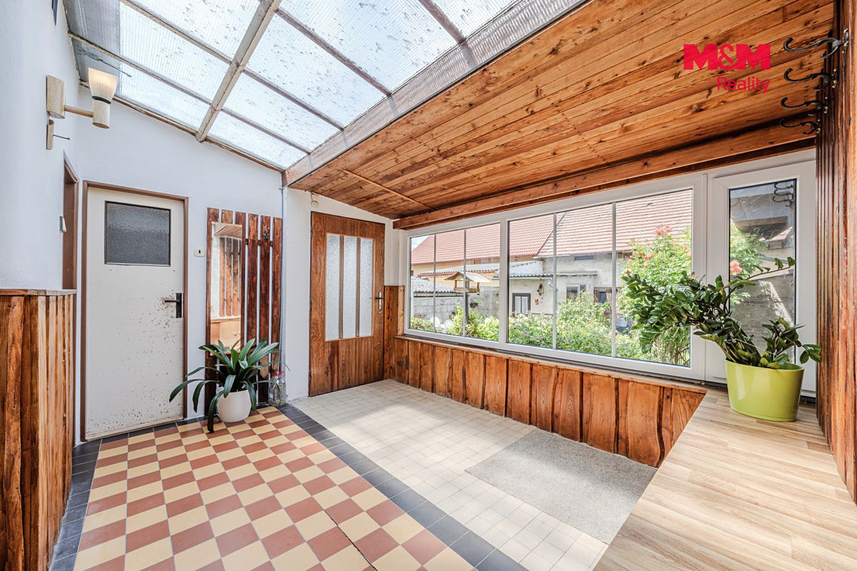 Prodej rodinného domu 159 m², pozemek 1306 m² – fotografie 3