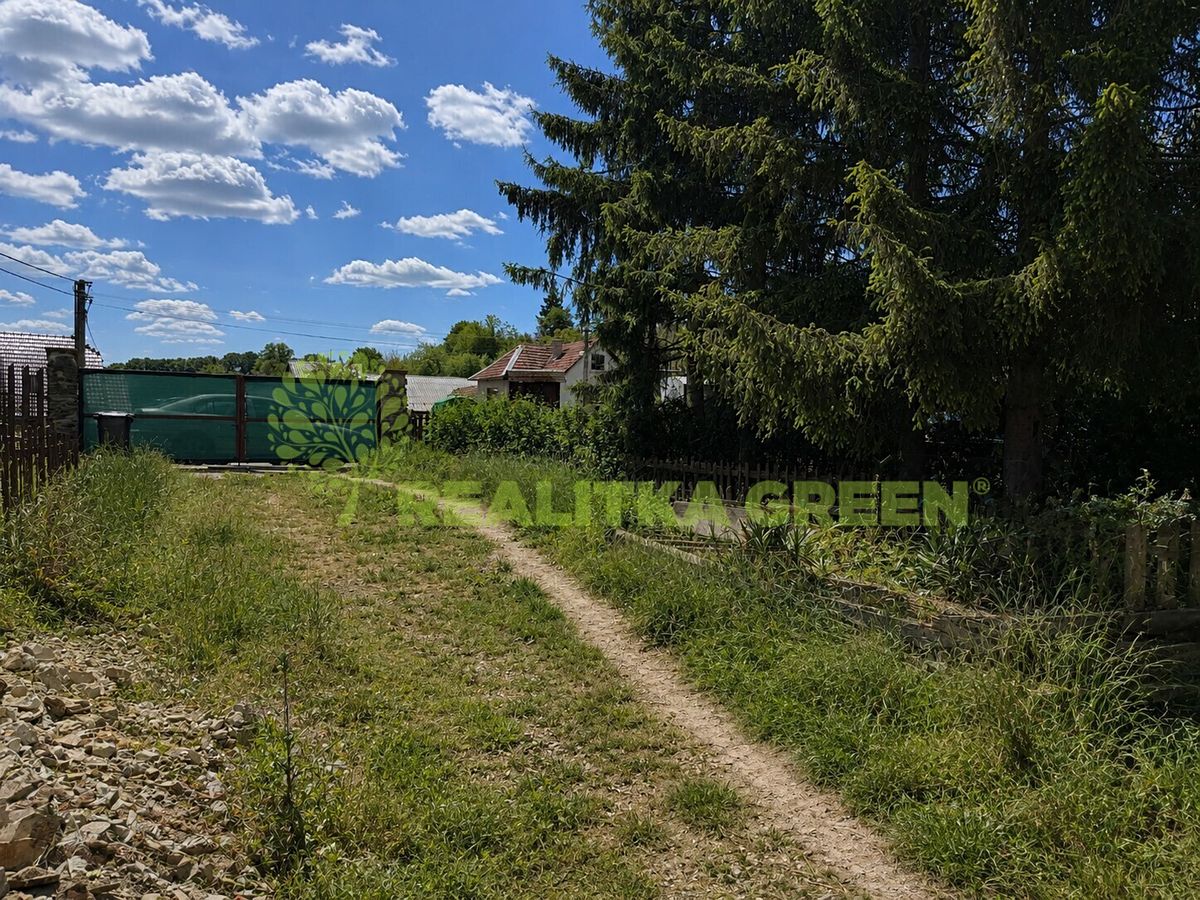 Prodej rodinného domu 240 m², pozemek 508 m² – fotografie 2