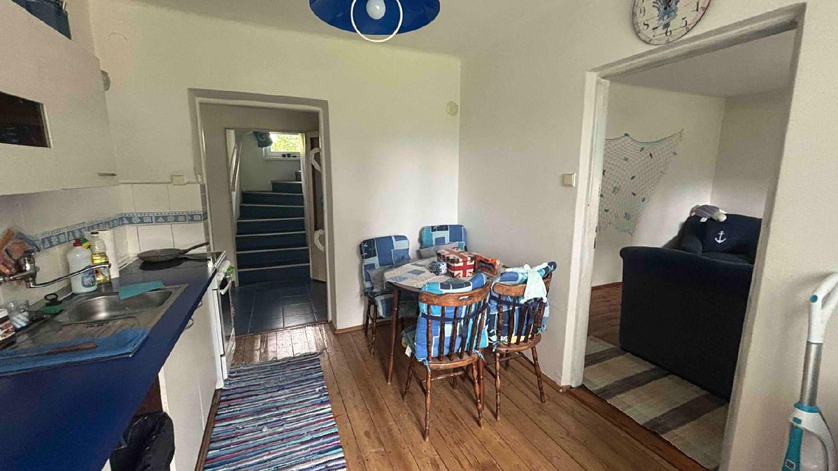 Prodej rodinného domu 140 m², pozemek 1254 m² – fotografie 4