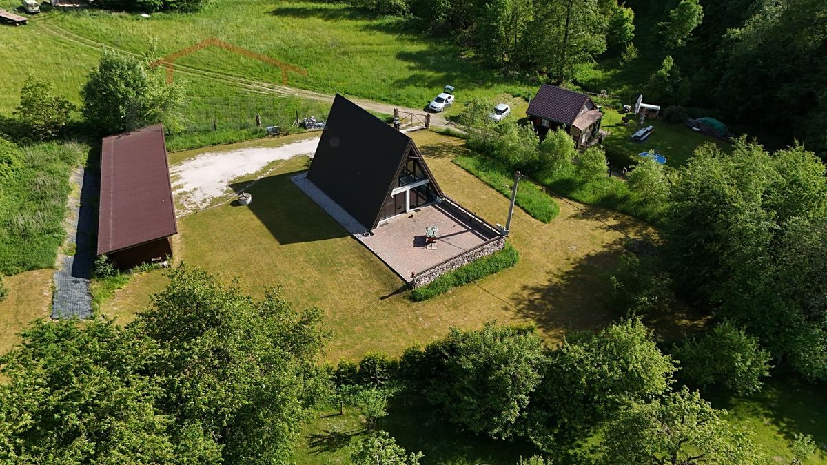 Prodej rodinného domu 111 m², pozemek 2537 m² – fotografie 3