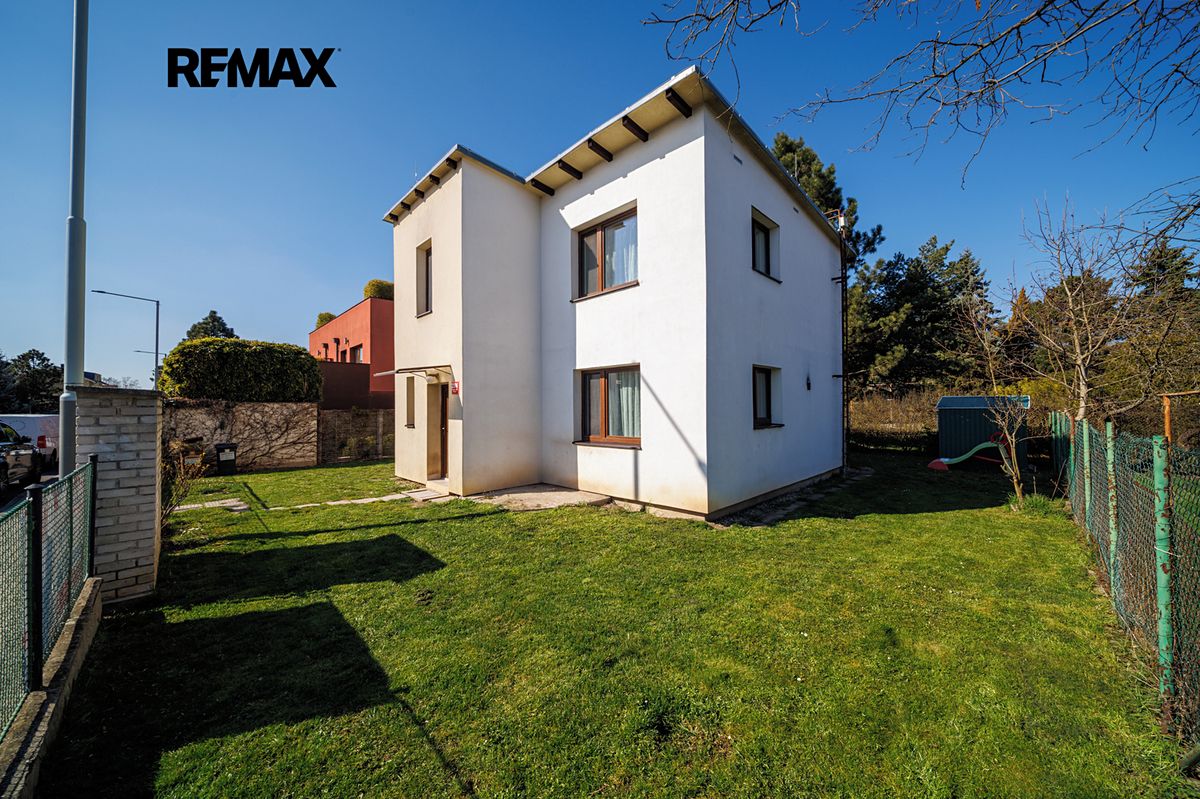 Prodej rodinného domu 113 m², pozemek 329 m²