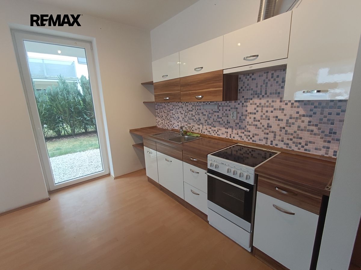 Pronájem bytu 1+kk 39 m²