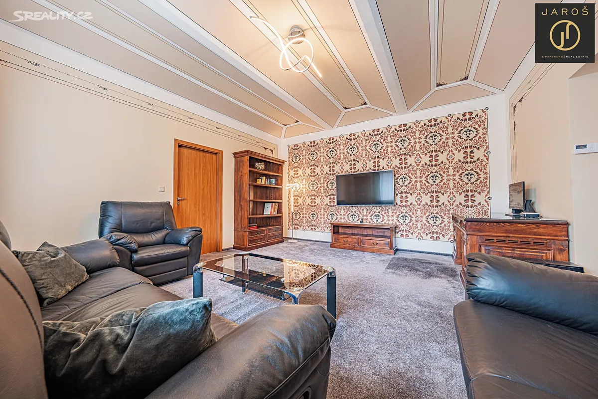 Prodej rodinného domu 167 m², pozemek 5209 m² – další
