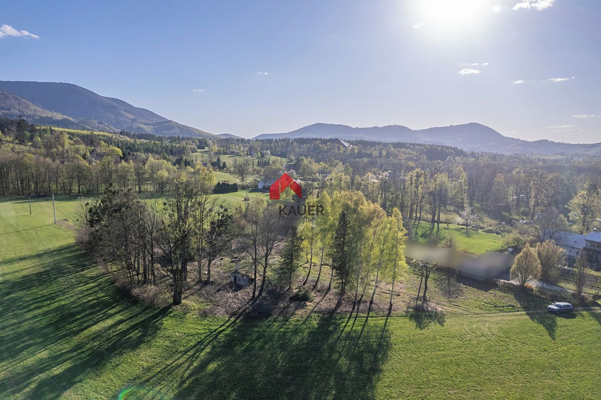 Prodej stavebního pozemku 4560 m² – fotografie 3