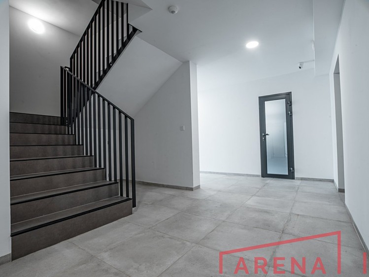 Prodej domu, 300 m² (94 z 97)