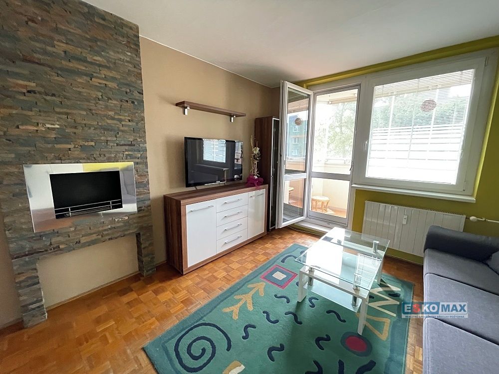 Pronájem bytu 3+1 74 m² – fotografie 5