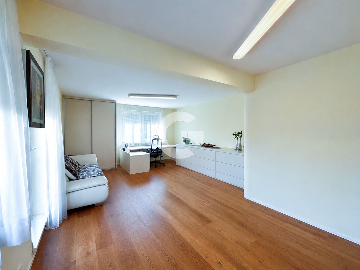 Prodej bytu 1+kk 64 m²