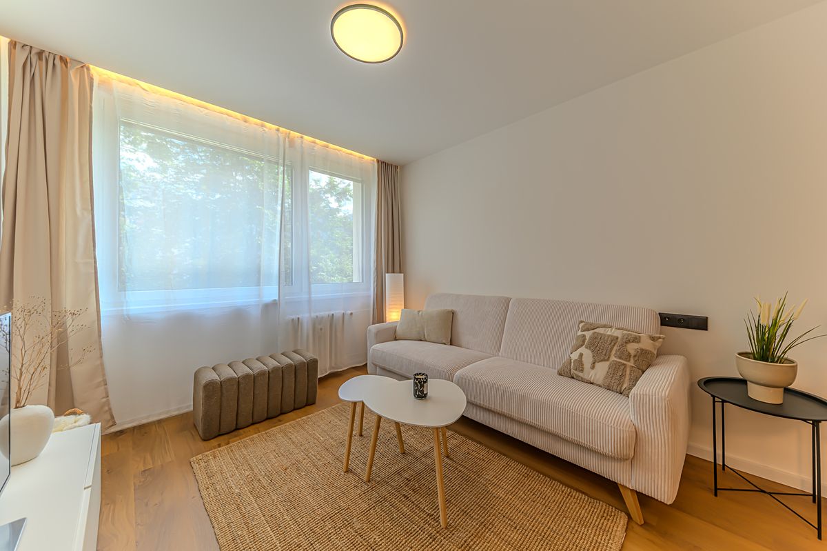 Prodej bytu 2+kk 43 m² – fotografie 2