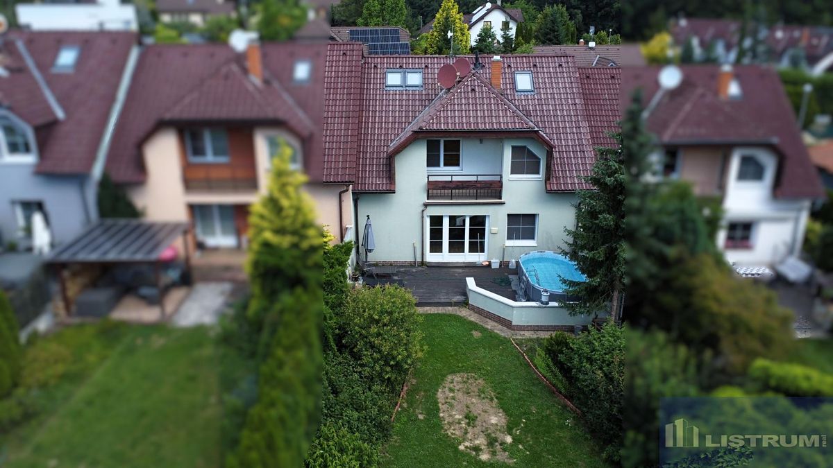 Prodej rodinného domu 222 m², pozemek 581 m²
