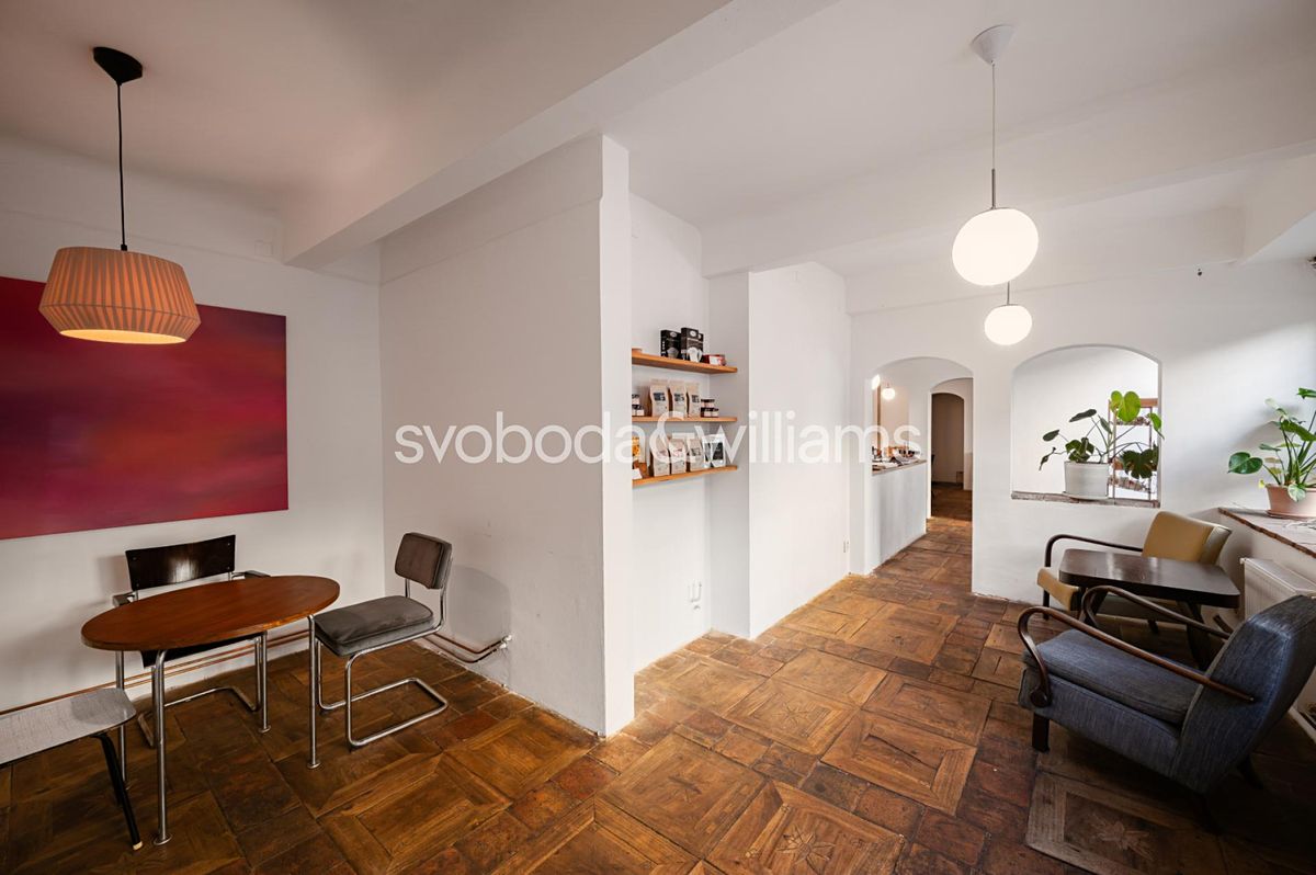 Prodej obchodního prostoru 126 m² – fotografie 5