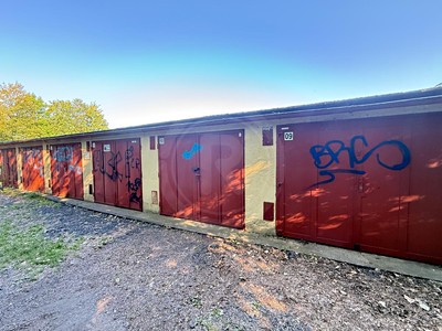 Pronájem garáže 15 m²