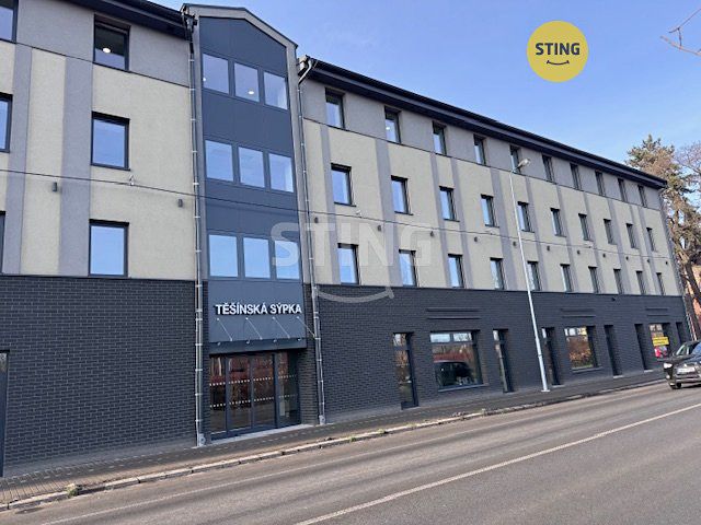 Pronájem obchodního prostoru 151 m²