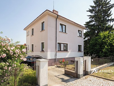 Prodej  rodinného domu 476 m², pozemek 2 113 m²