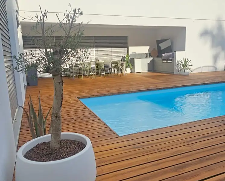 Prodej vily 286 m², pozemek 825 m², Hluboká nad Vltavou – náhled fotky 1