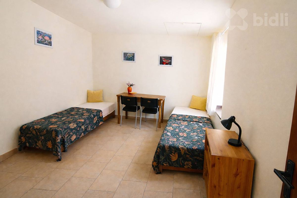 Prodej rodinného domu 270 m², pozemek 608 m² – fotografie 4