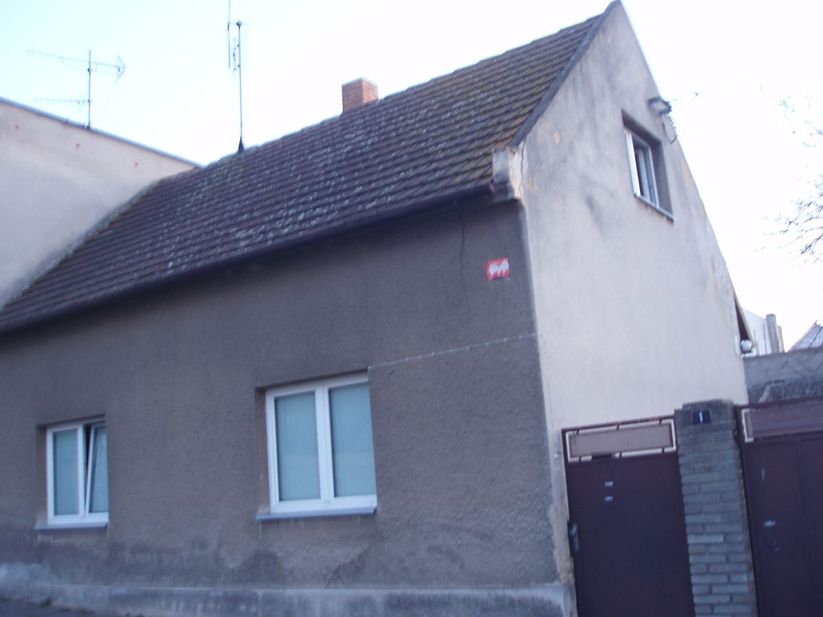 Prodej rodinného domu 75 m², pozemek 647 m² – fotografie 3