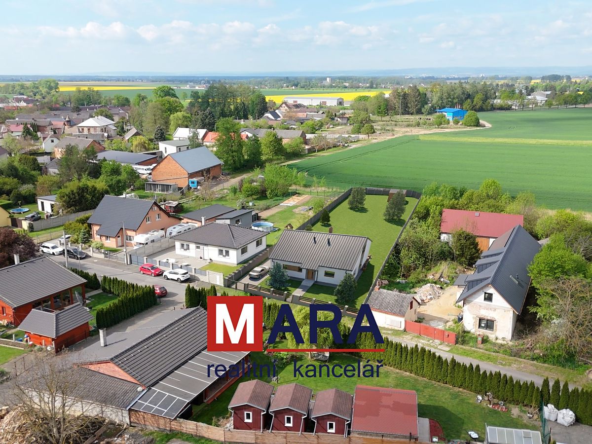 Prodej stavebního pozemku 1268 m² – fotografie 2
