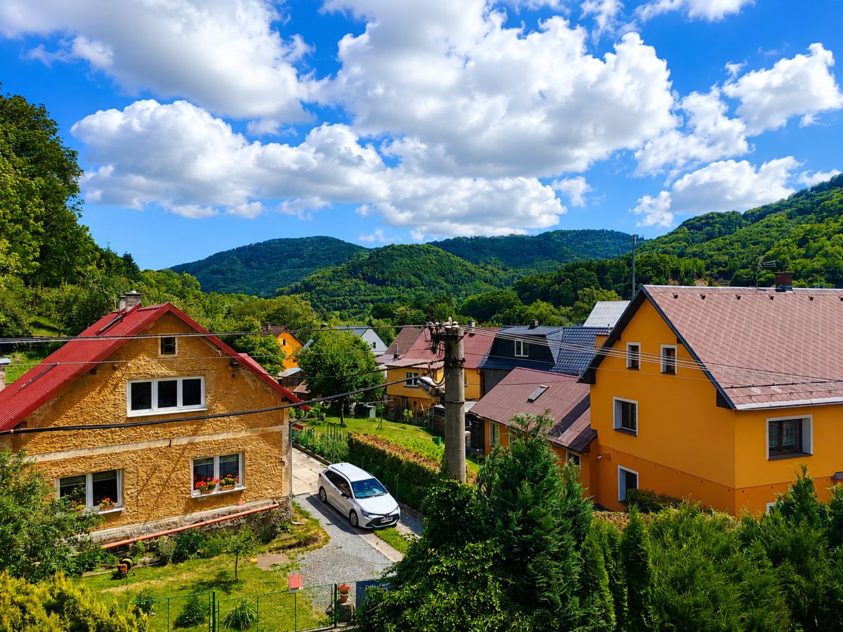 Prodej rodinného domu 200 m², pozemek 1733 m² – fotografie 3