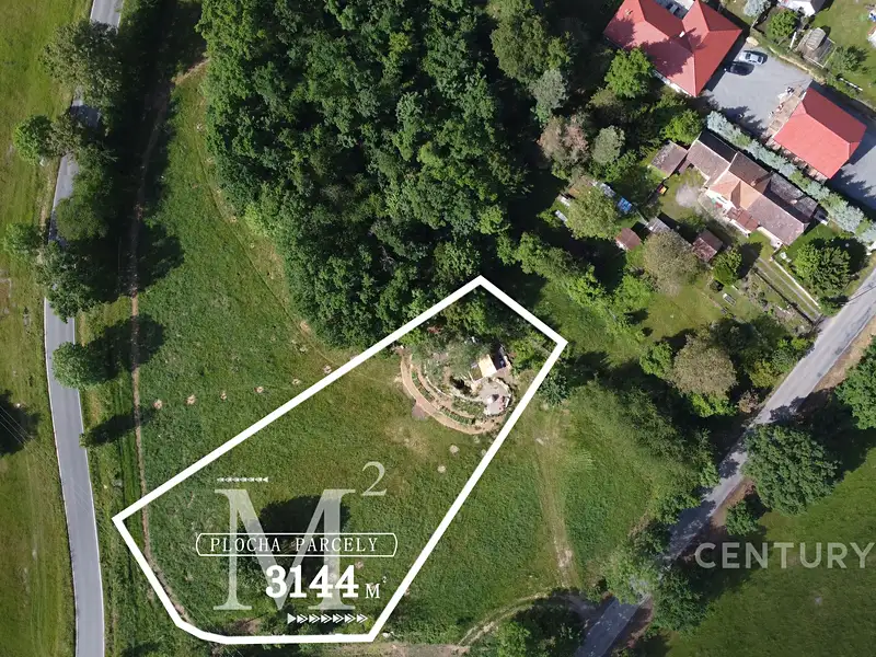 Prodej stavebního pozemku 3010 m², Vysoký Chlumec – náhled fotky 2