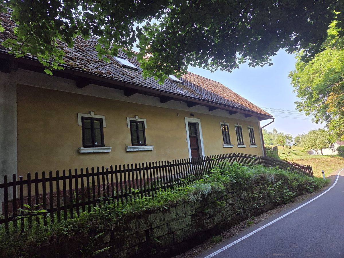 Prodej rodinného domu 160 m², pozemek 2193 m² – fotografie 3