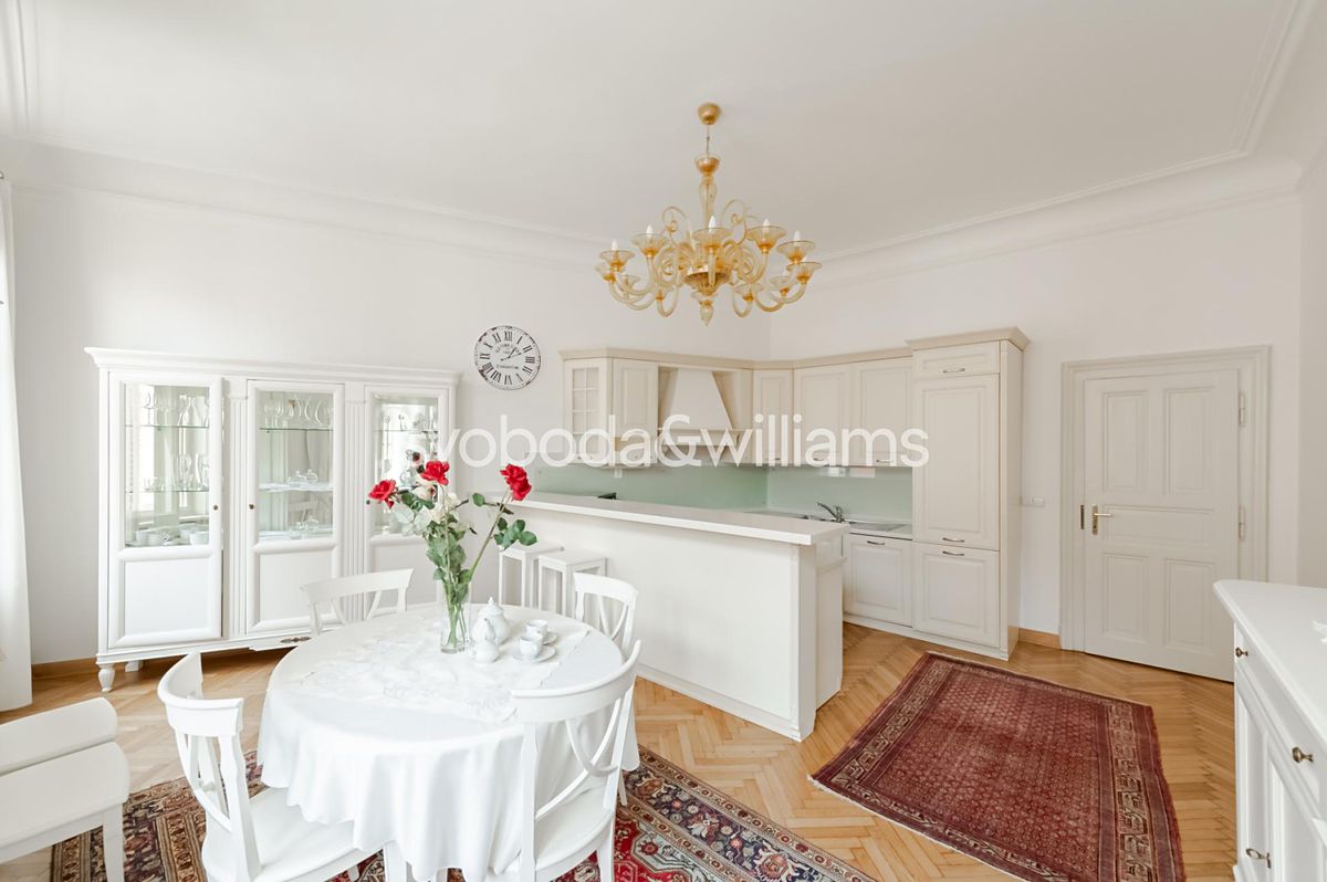 Pronájem bytu 3+1 114 m² – fotografie 2