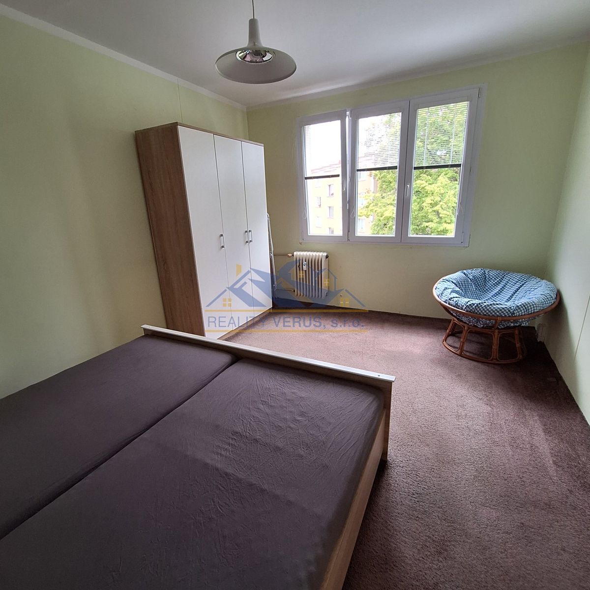 Pronájem bytu 2+kk 37 m² – fotografie 2