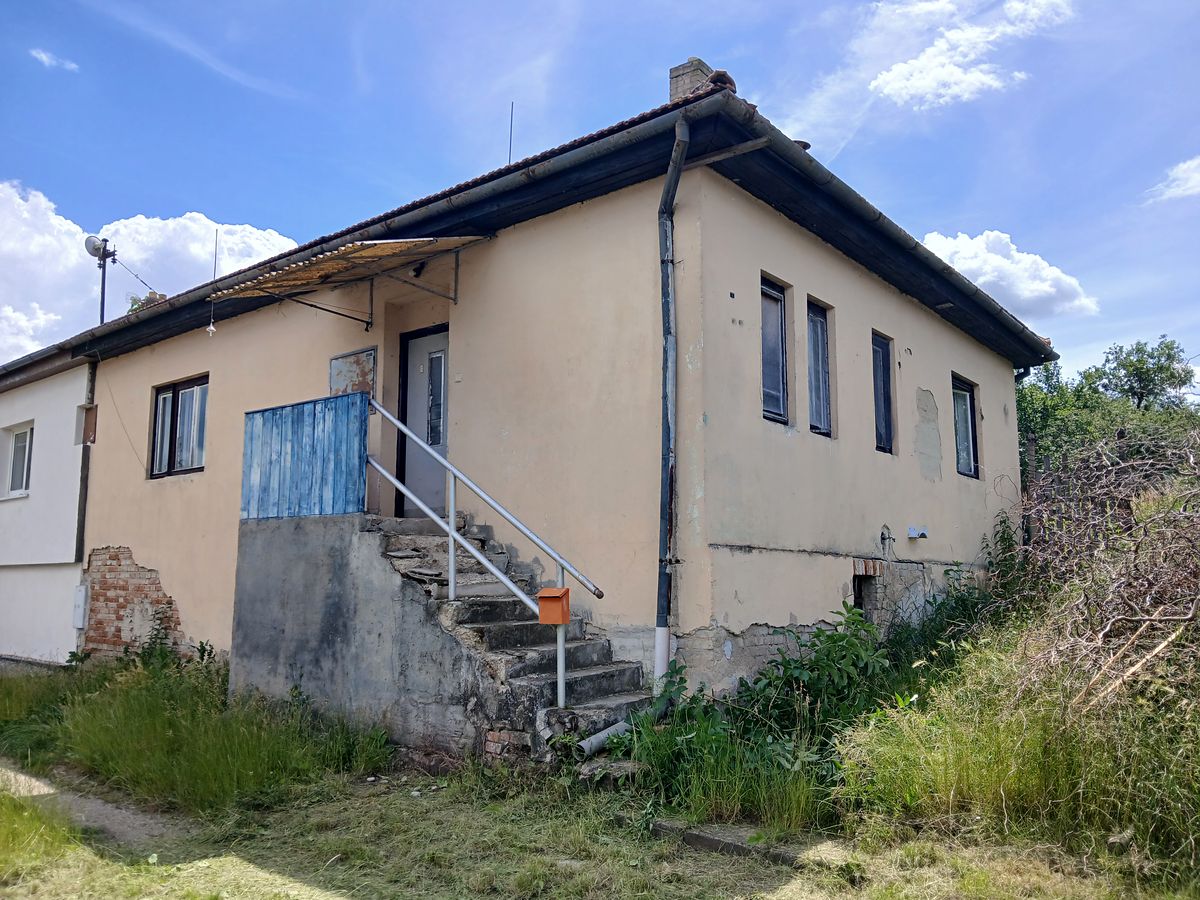 Prodej rodinného domu 90 m², pozemek 334 m²