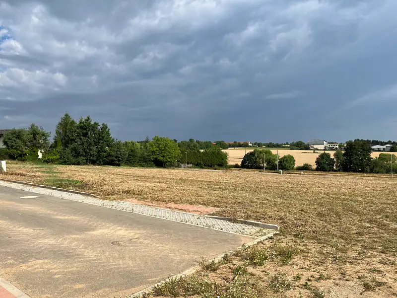 Prodej stavebního pozemku 1030 m², Libeř – náhled fotky 3