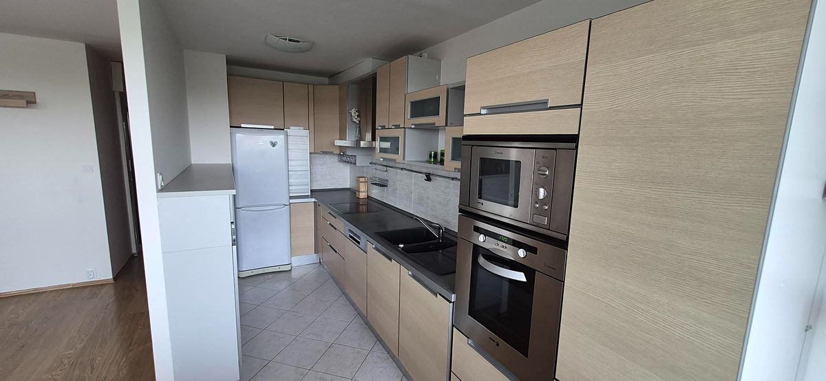 Pronájem bytu 3+kk 73 m²