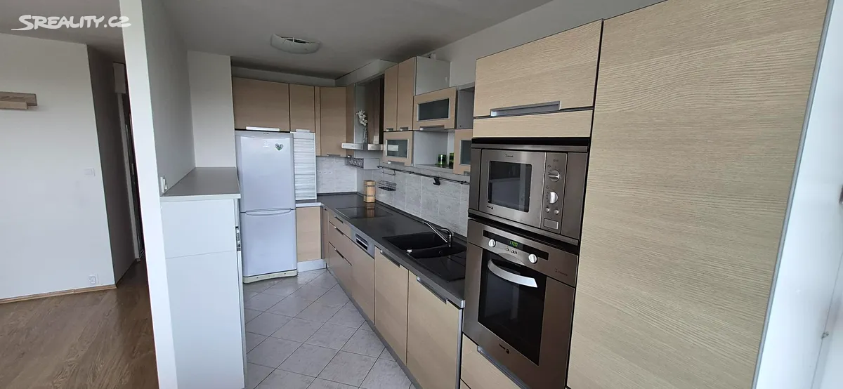 Pronájem bytu 3+kk 73 m², Praha