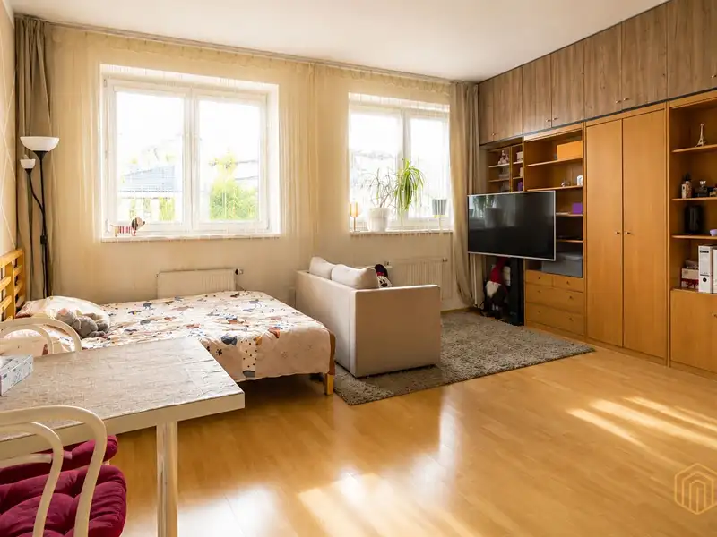 Prodej bytu 1+kk 31 m², Praha – náhled fotky 2