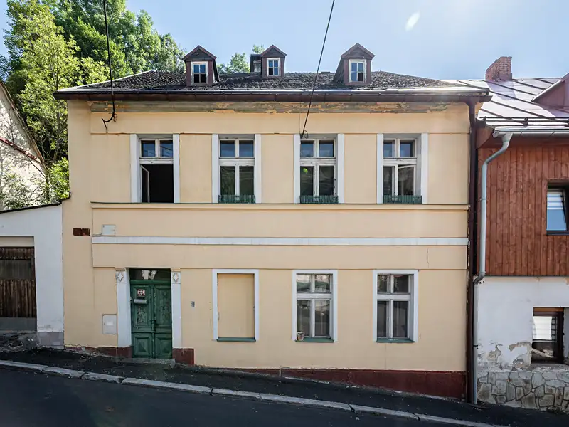 Prodej rodinného domu 270 m², pozemek 695 m², Jáchymov – náhled fotky 2