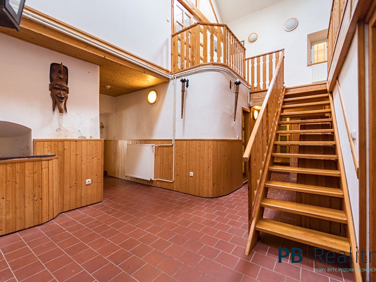 Haus zum Kauf, 450 m² (20 von 49)