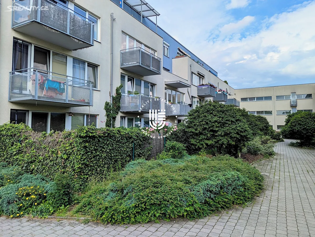 Pronájem bytu 2+kk 51 m², Praha