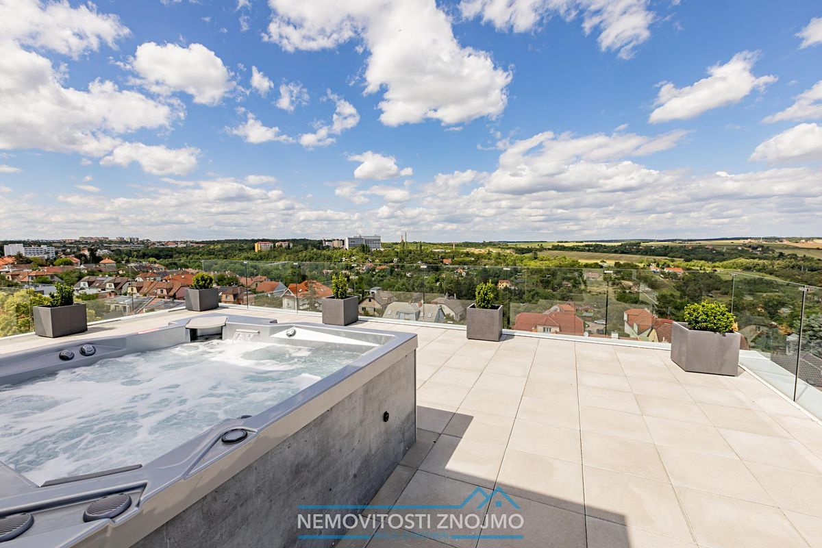 Prodej bytu atypický 235 m² – fotografie 3