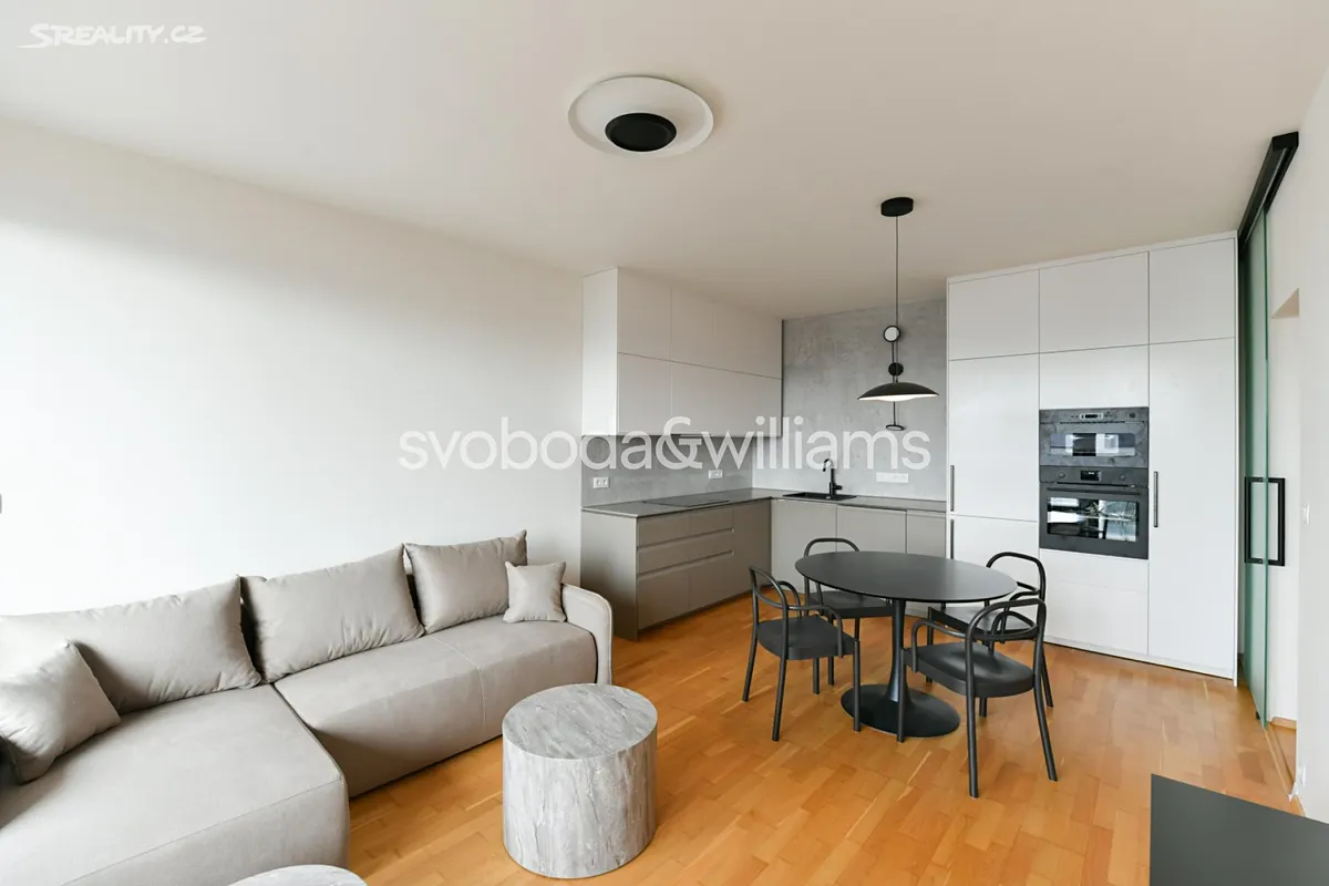 Pronájem bytu 2+kk 59 m², Praha