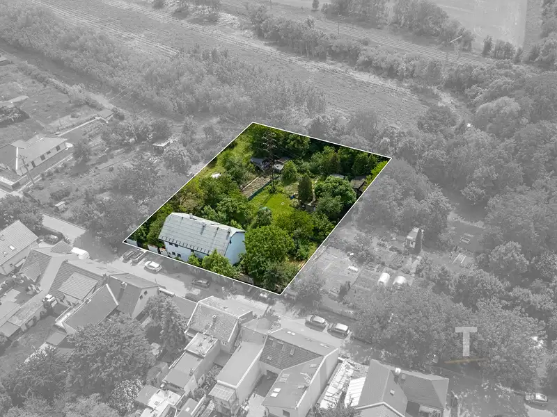 Prodej vícegeneračního domu 430 m², pozemek 1800 m², Olomouc – náhled fotky 3